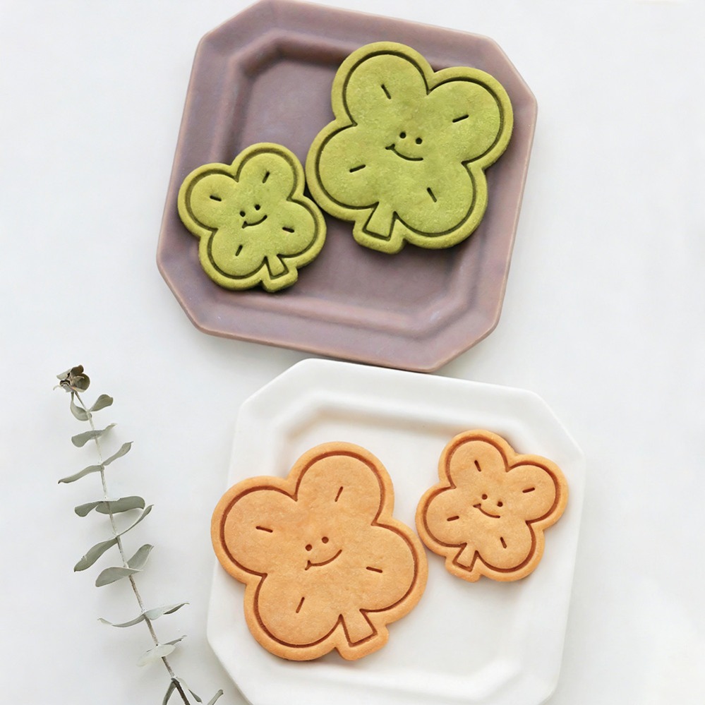 Lucky Four-Leaf Clover Cookie  - огляд і ціна Kitchen Baking Products